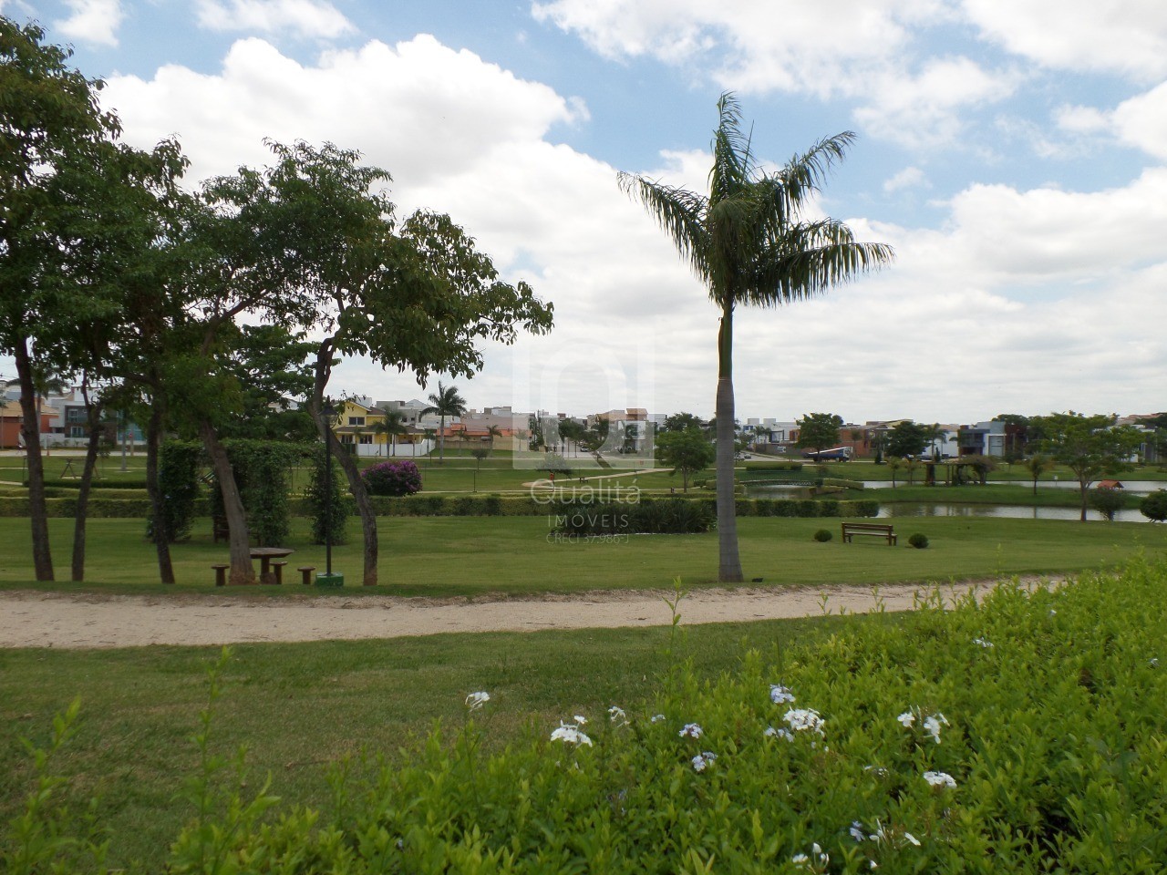 Casa de Condomínio à venda com 3 quartos, 312m² - Foto 29