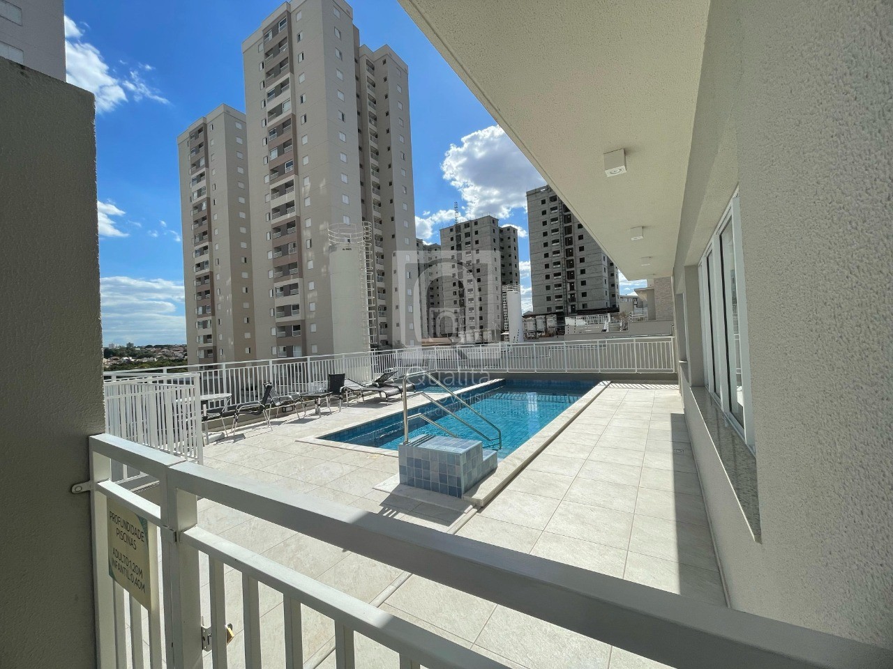 Apartamento à venda com 2 quartos, 61m² - Foto 17