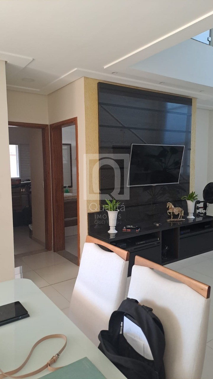 Casa de Condomínio à venda com 4 quartos, 250m² - Foto 12