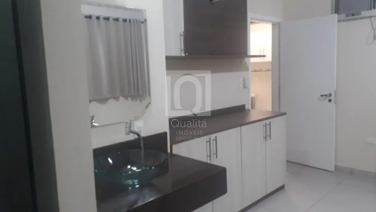 Casa à venda com 2 quartos, 300m² - Foto 3