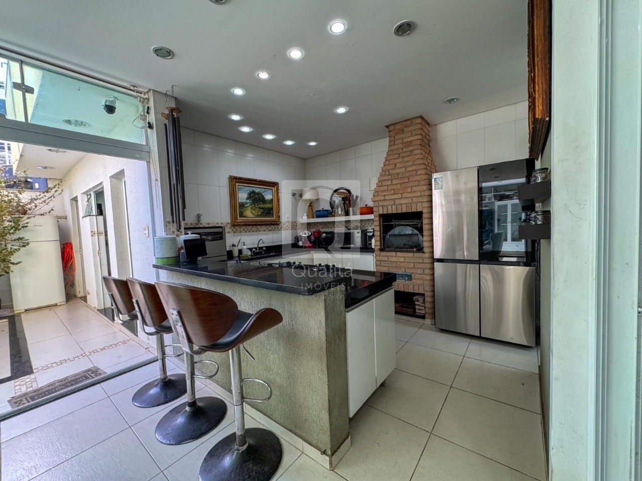 Casa de Condomínio à venda com 3 quartos, 250m² - Foto 8