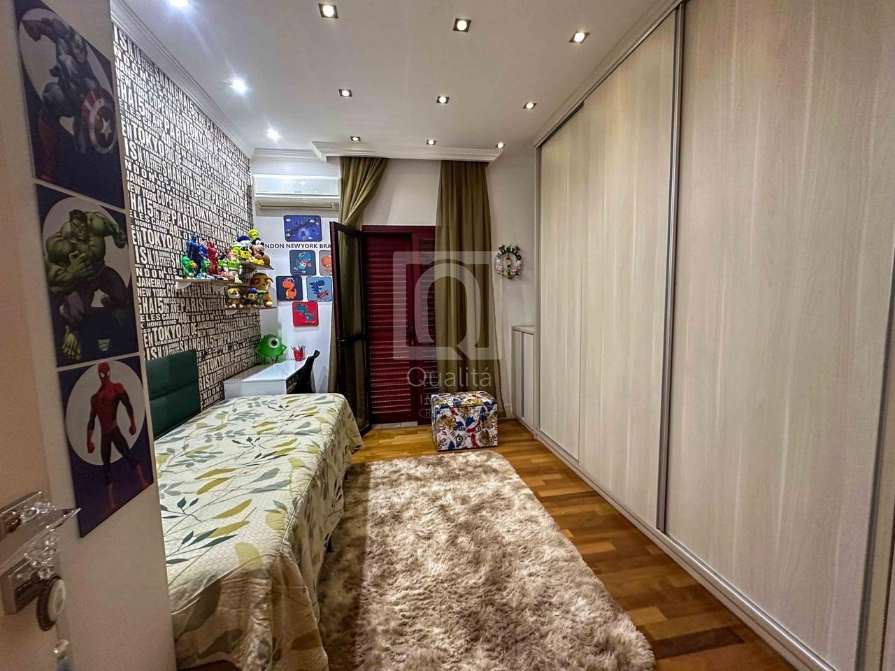 Apartamento à venda com 3 quartos, 129m² - Foto 3