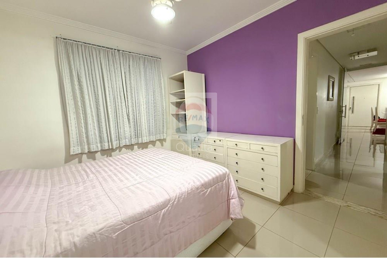 Apartamento à venda com 3 quartos, 189m² - Foto 14