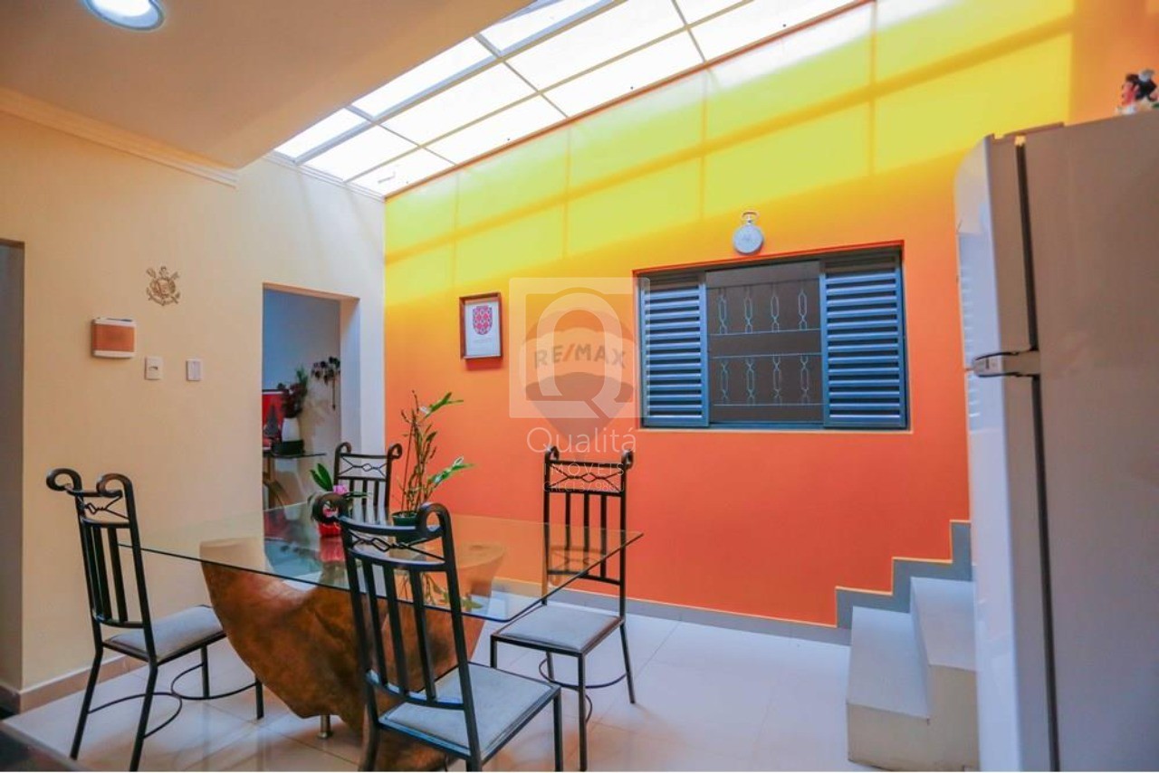 Casa à venda com 3 quartos, 281m² - Foto 15