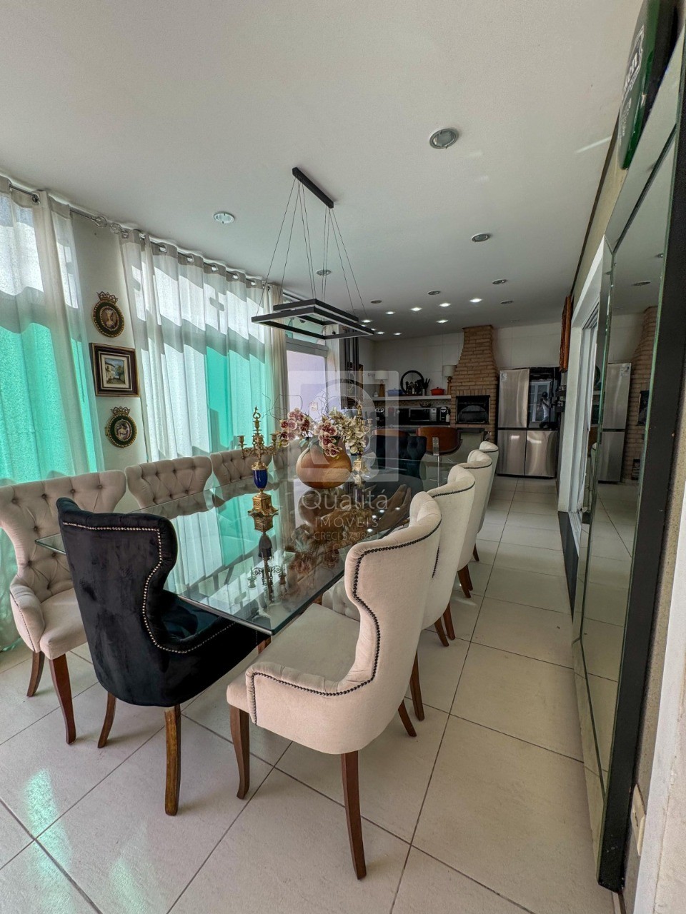 Casa de Condomínio à venda com 3 quartos, 250m² - Foto 19