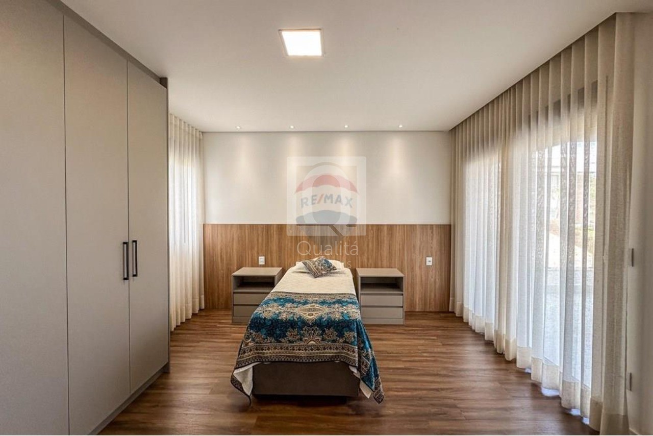 Casa de Condomínio à venda com 3 quartos, 450m² - Foto 25
