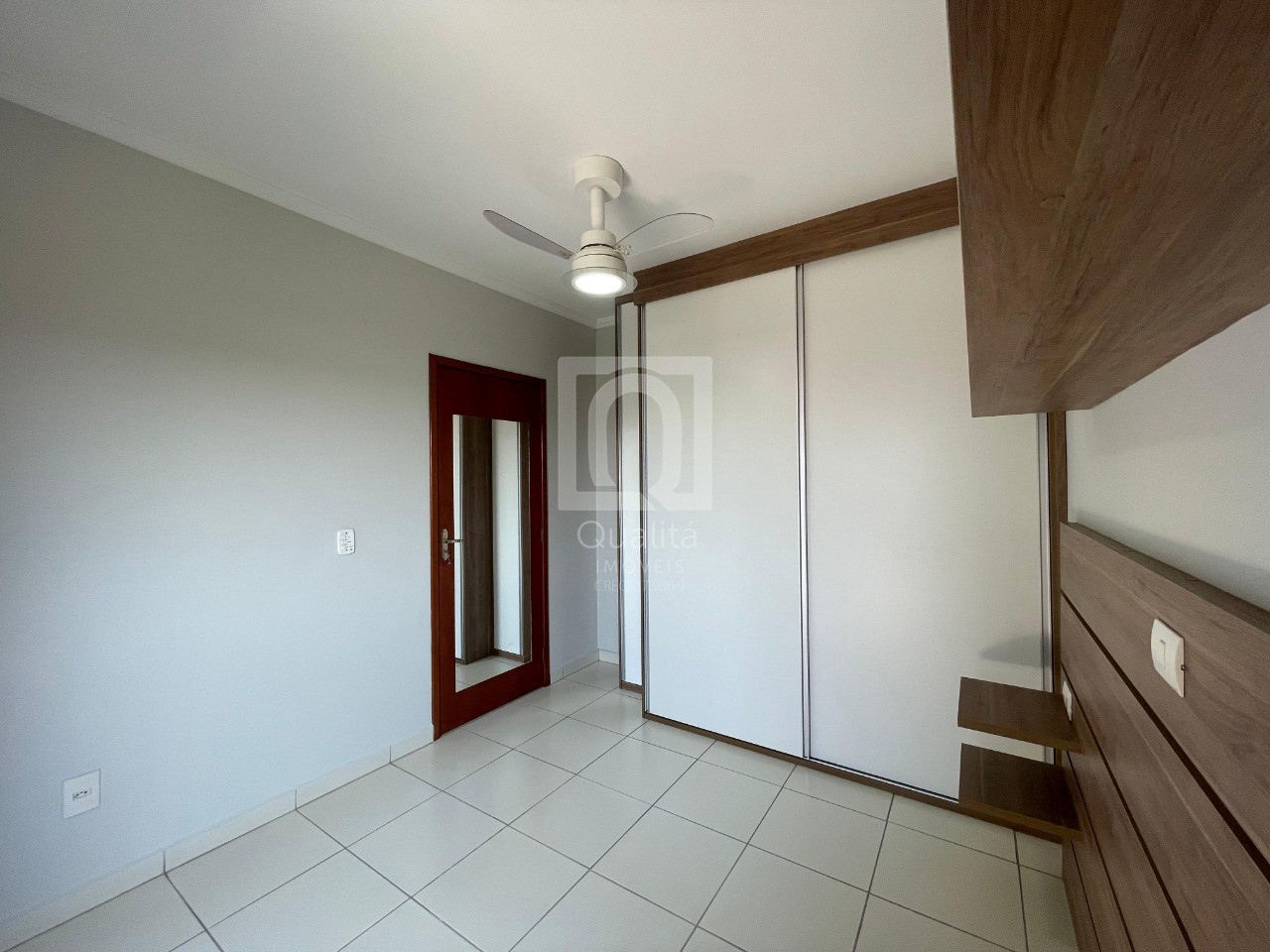 Apartamento à venda com 3 quartos, 86m² - Foto 9