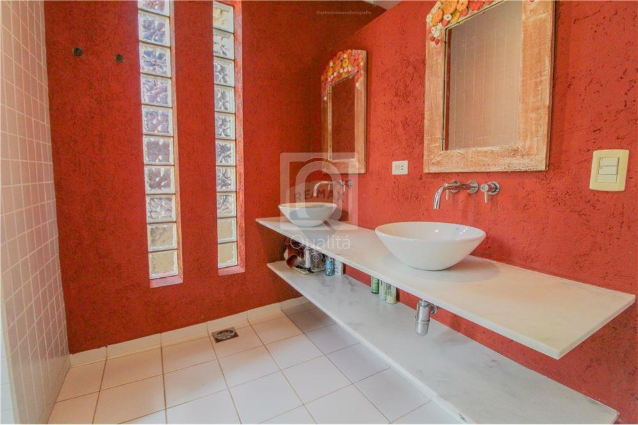 Casa de Condomínio à venda com 5 quartos, 265m² - Foto 19