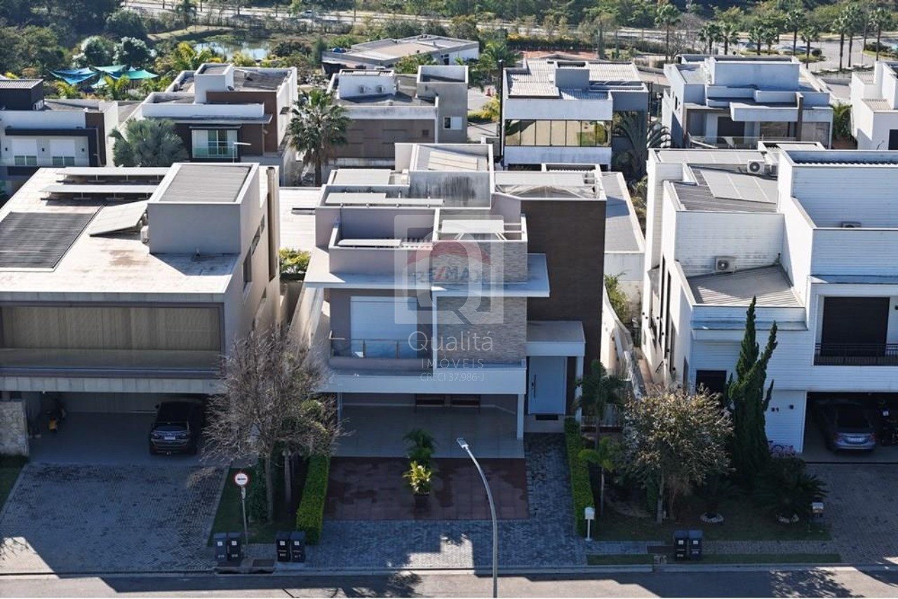 Casa de Condomínio à venda com 4 quartos, 425m² - Foto 49
