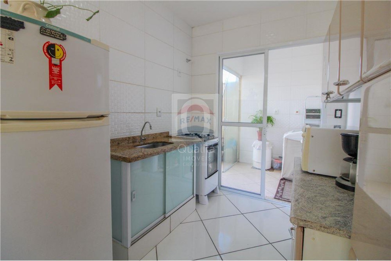 Apartamento à venda com 2 quartos, 56m² - Foto 4