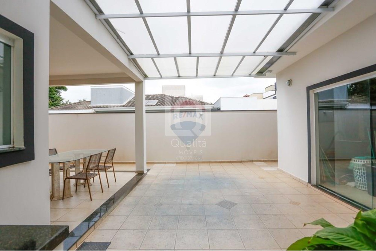 Casa de Condomínio à venda com 4 quartos, 250m² - Foto 33