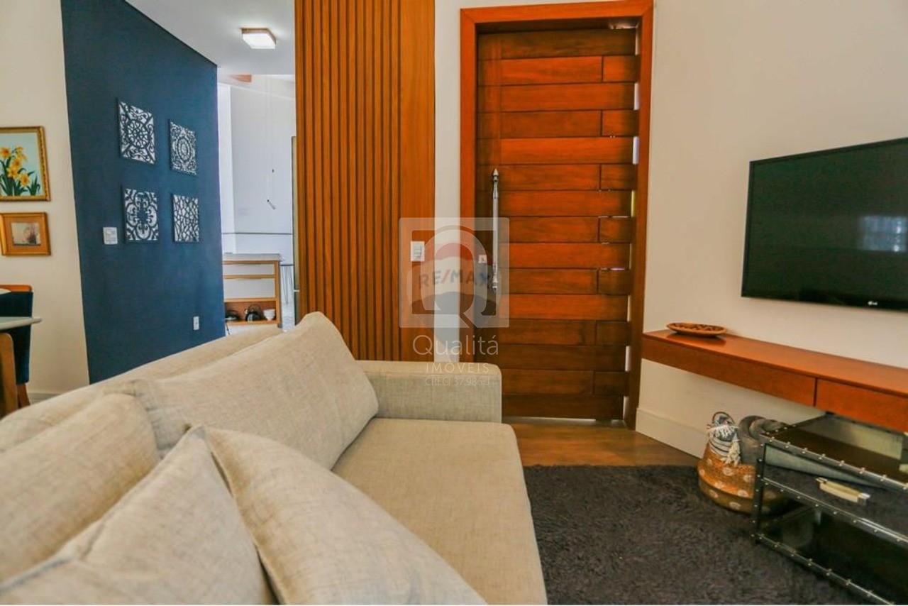 Casa de Condomínio à venda com 3 quartos, 260m² - Foto 2