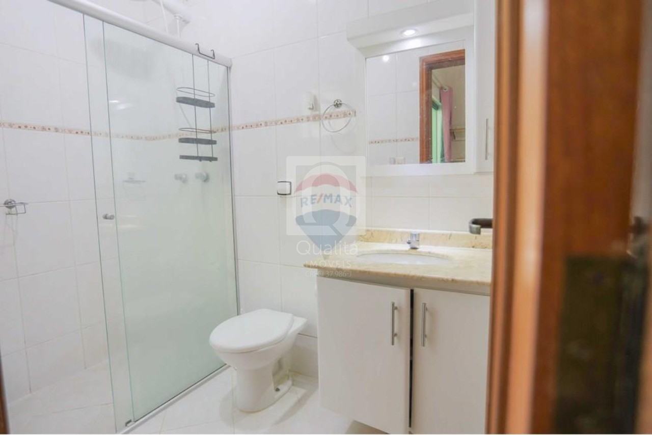 Casa de Condomínio à venda com 5 quartos, 360m² - Foto 22