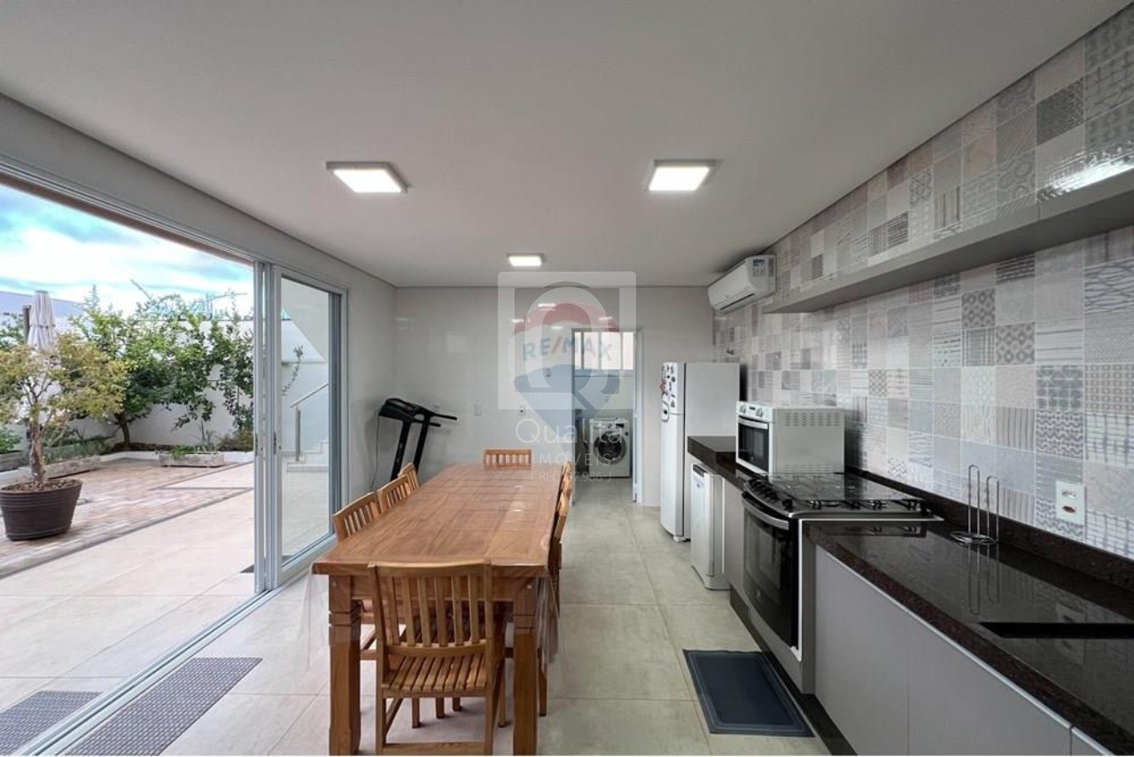 Casa de Condomínio à venda com 4 quartos, 425m² - Foto 45