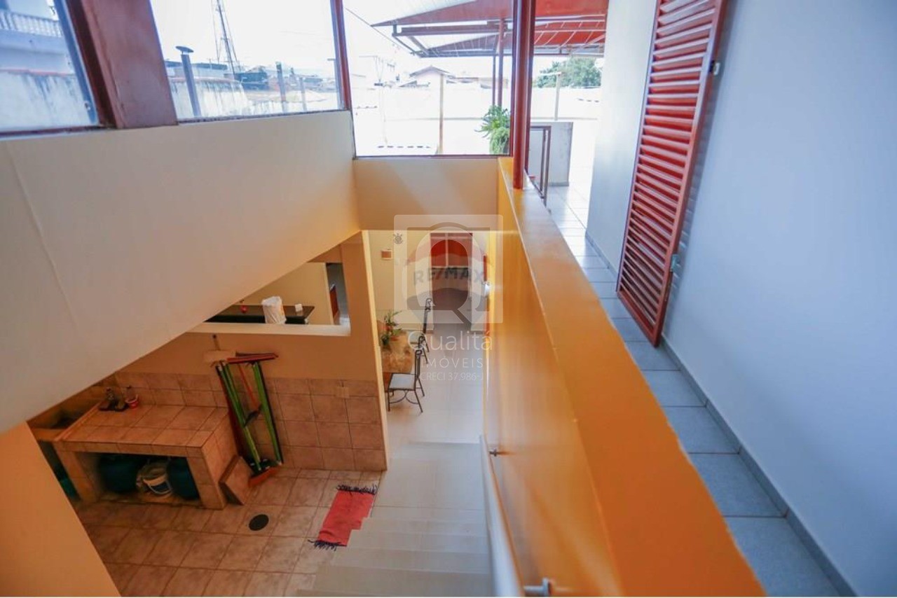Casa à venda com 3 quartos, 281m² - Foto 16
