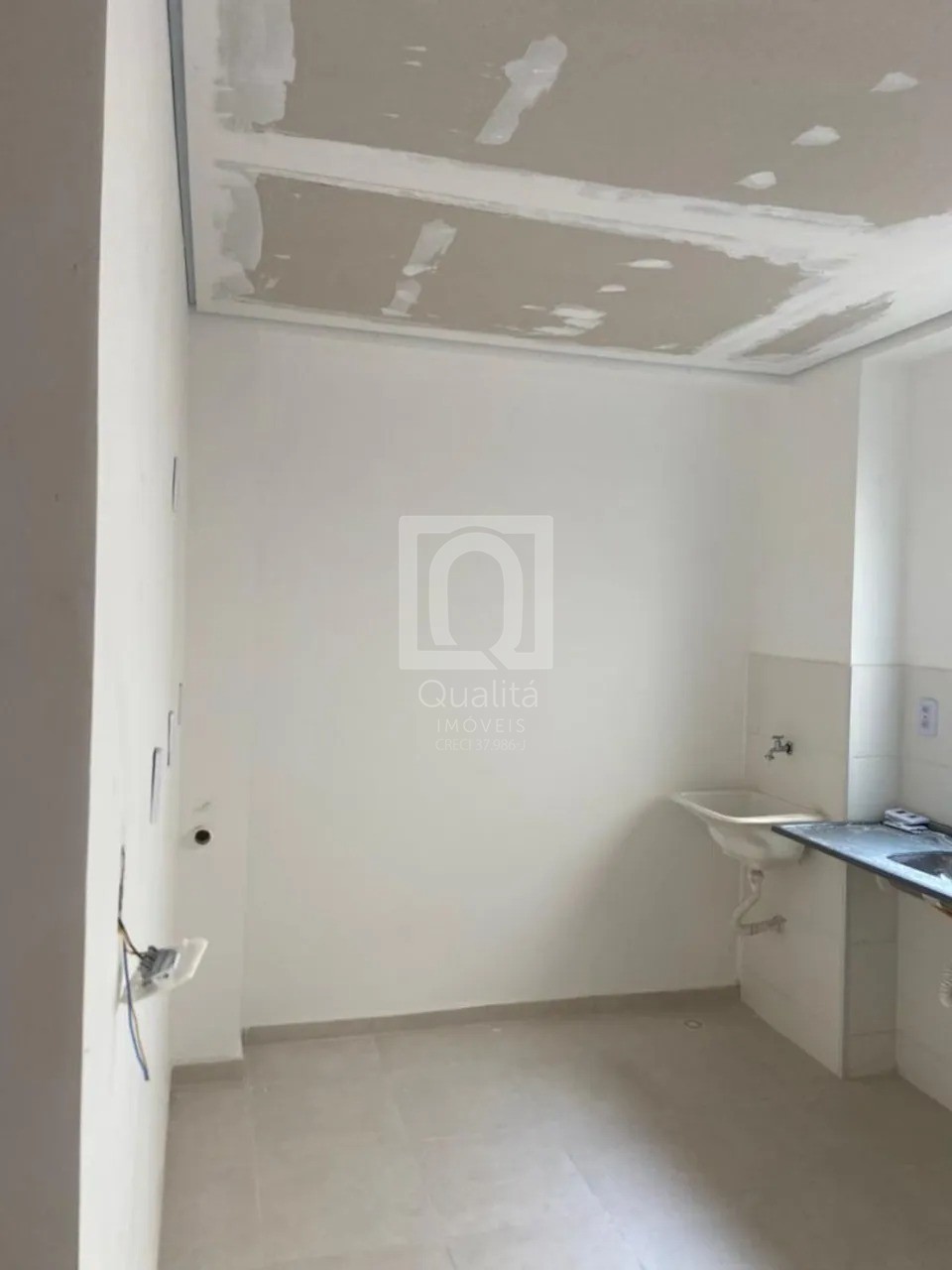 Apartamento à venda com 2 quartos, 44m² - Foto 3