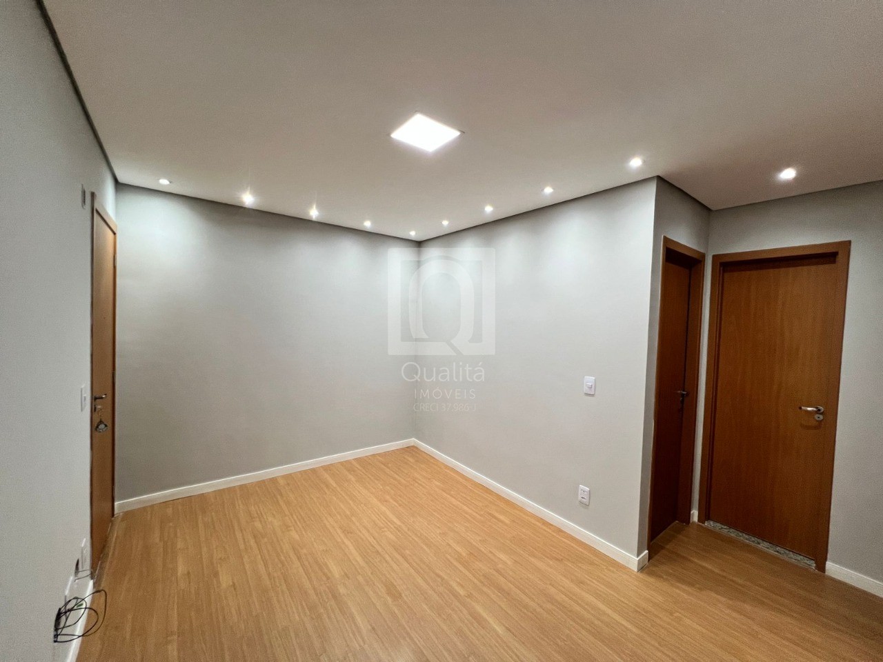 Apartamento à venda com 2 quartos, 42m² - Foto 6