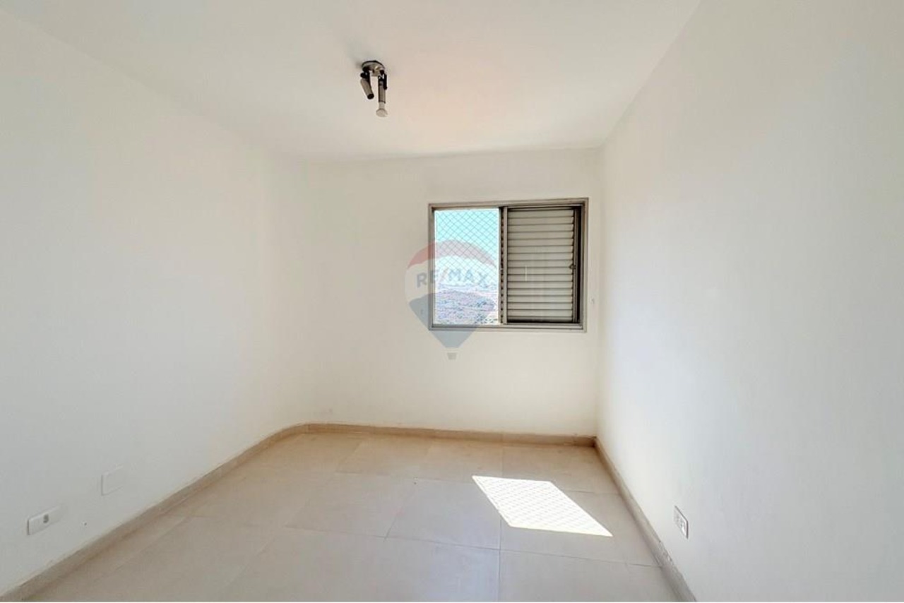 Apartamento à venda com 3 quartos, 87m² - Foto 15