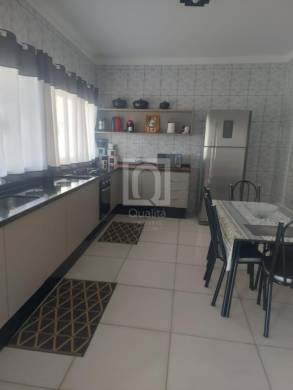 Chácara à venda com 3 quartos, 1000m² - Foto 11