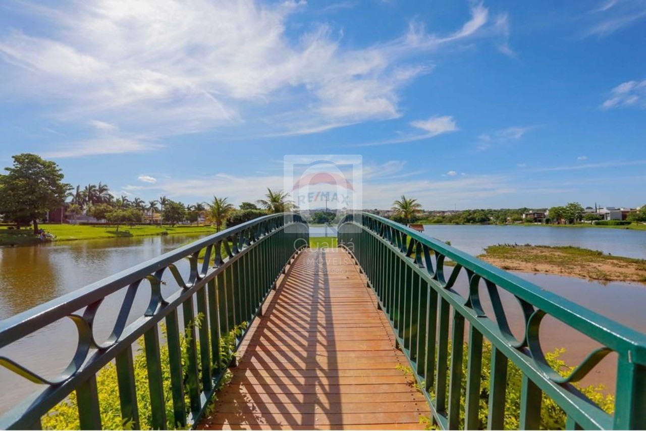 Casa de Condomínio à venda com 4 quartos, 250m² - Foto 41