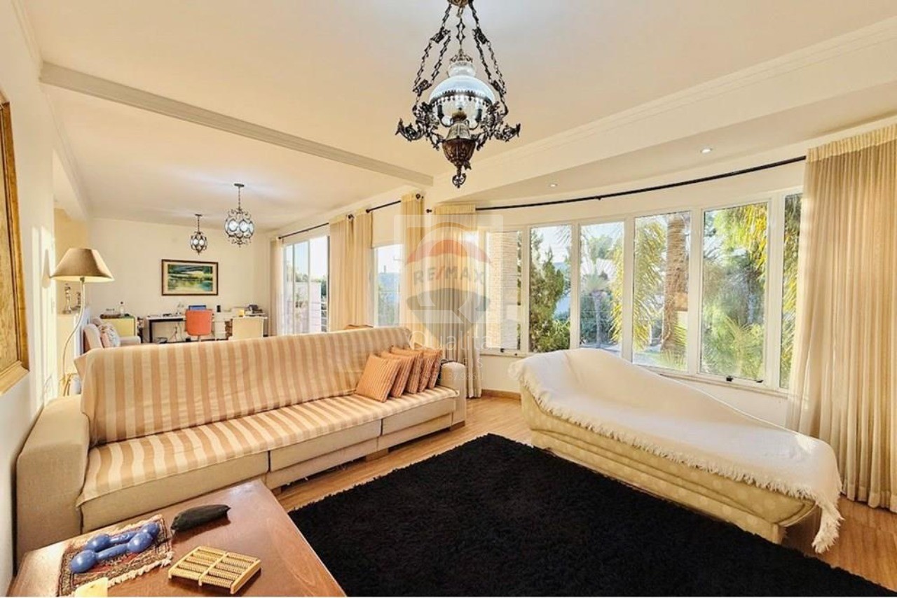 Casa de Condomínio à venda com 4 quartos, 300m² - Foto 17