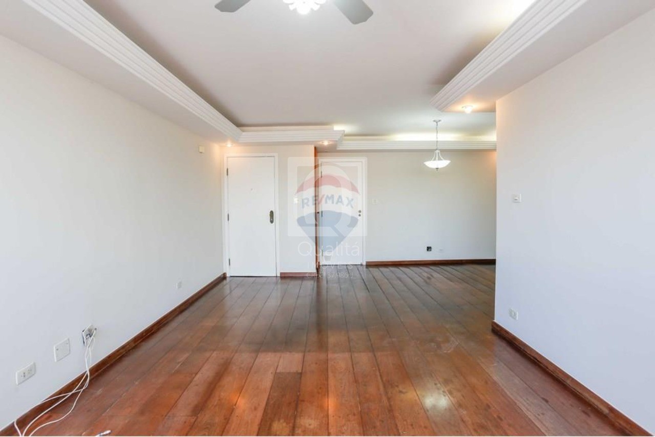 Apartamento à venda com 3 quartos, 146m² - Foto 4