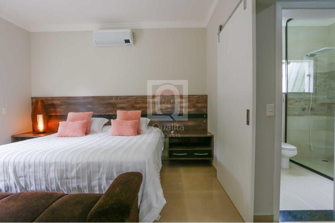 Casa de Condomínio à venda com 4 quartos, 250m² - Foto 11