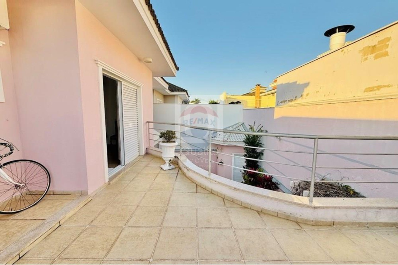 Casa de Condomínio à venda com 4 quartos, 300m² - Foto 18