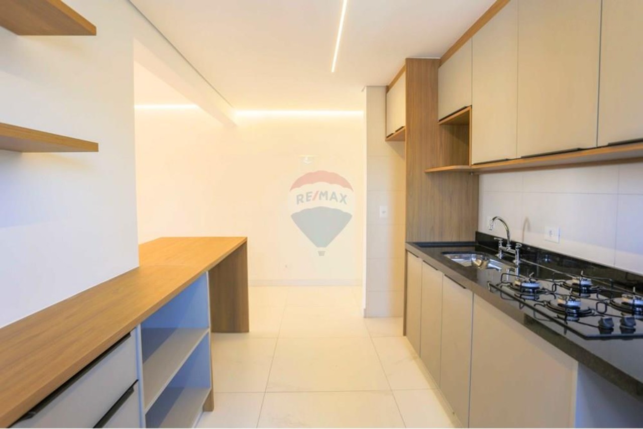 Apartamento à venda com 2 quartos, 64m² - Foto 4