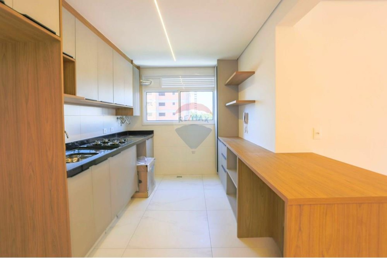 Apartamento à venda com 2 quartos, 64m² - Foto 2