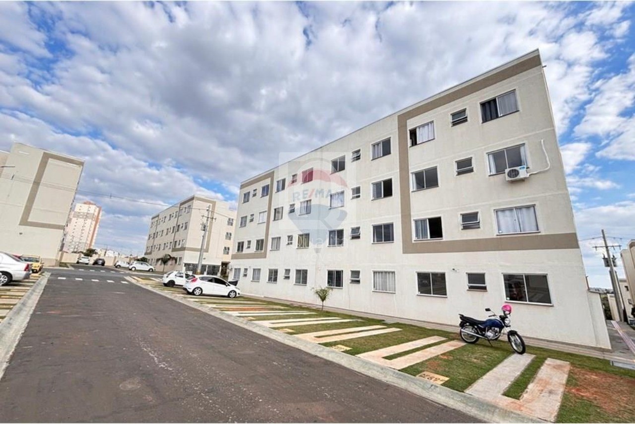 Apartamento à venda com 2 quartos, 55m² - Foto 2