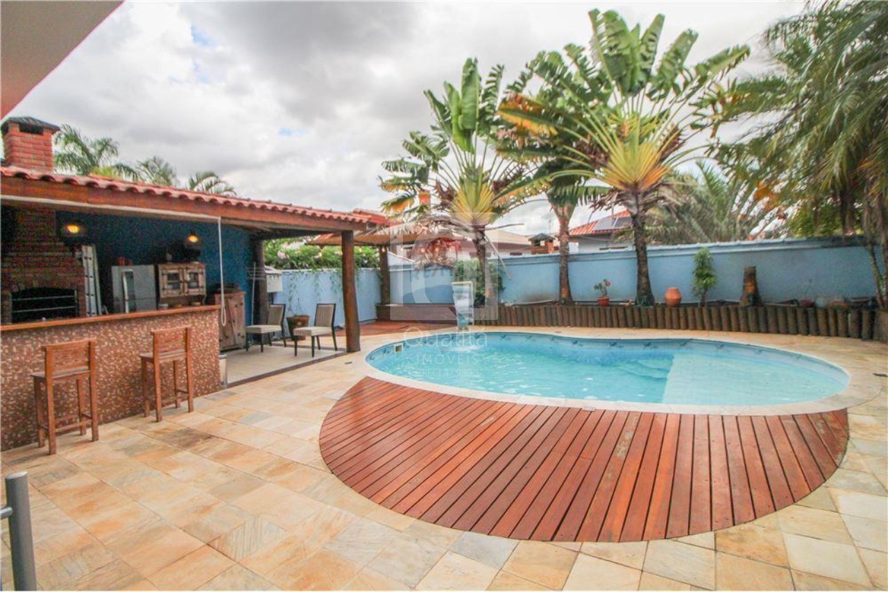 Casa de Condomínio à venda com 3 quartos, 360m² - Foto 42