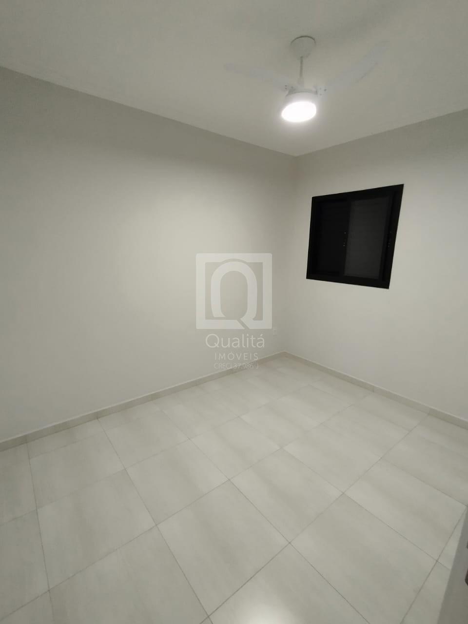Apartamento à venda com 1 quarto, 40m² - Foto 6