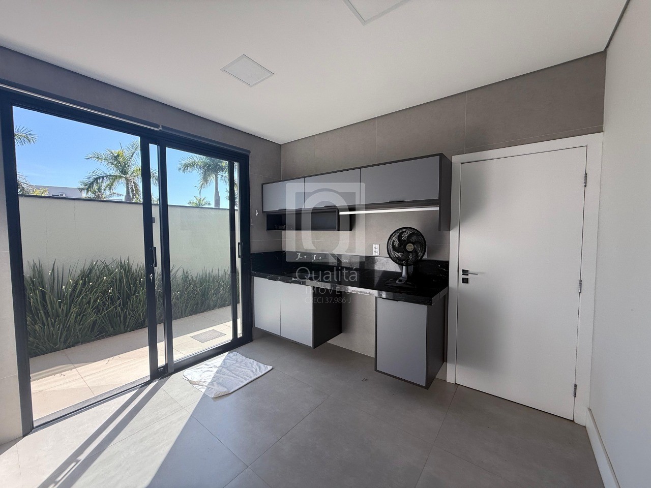 Casa de Condomínio à venda com 4 quartos, 370m² - Foto 7