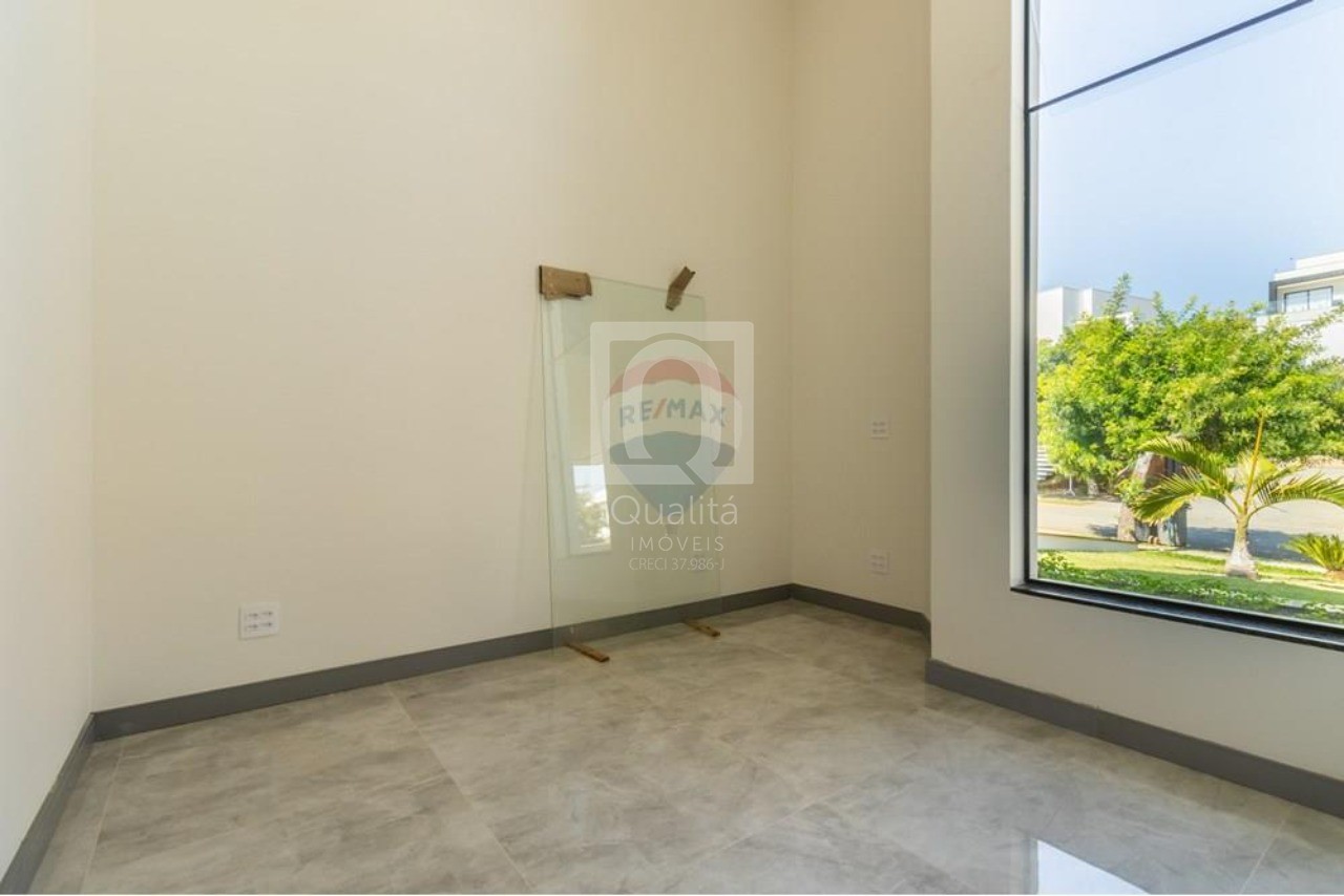 Casa de Condomínio à venda com 3 quartos, 492m² - Foto 5