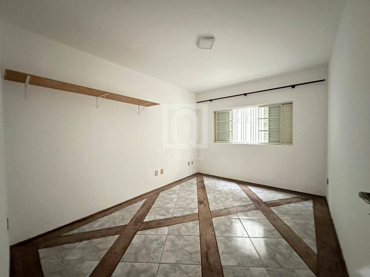 Casa à venda com 3 quartos, 300m² - Foto 12