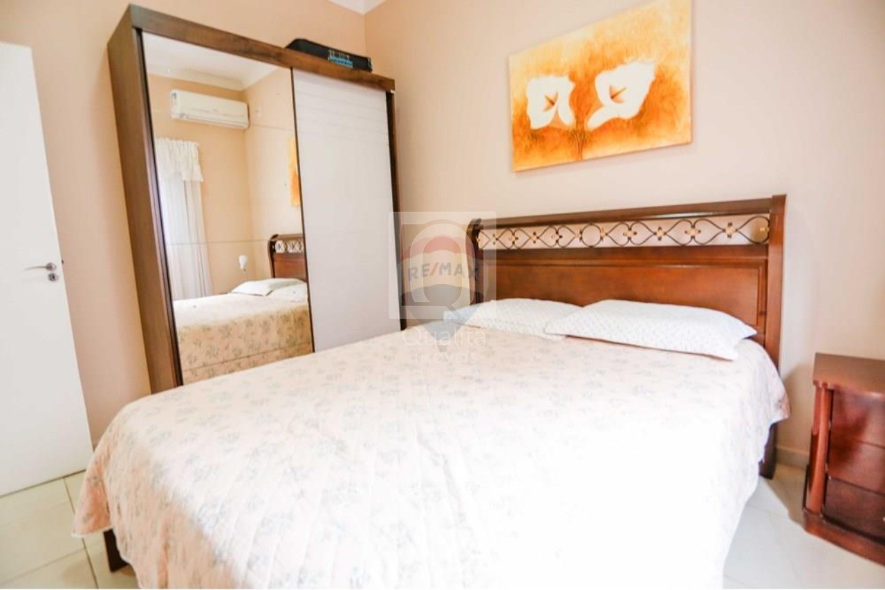 Casa de Condomínio à venda com 3 quartos, 360m² - Foto 15