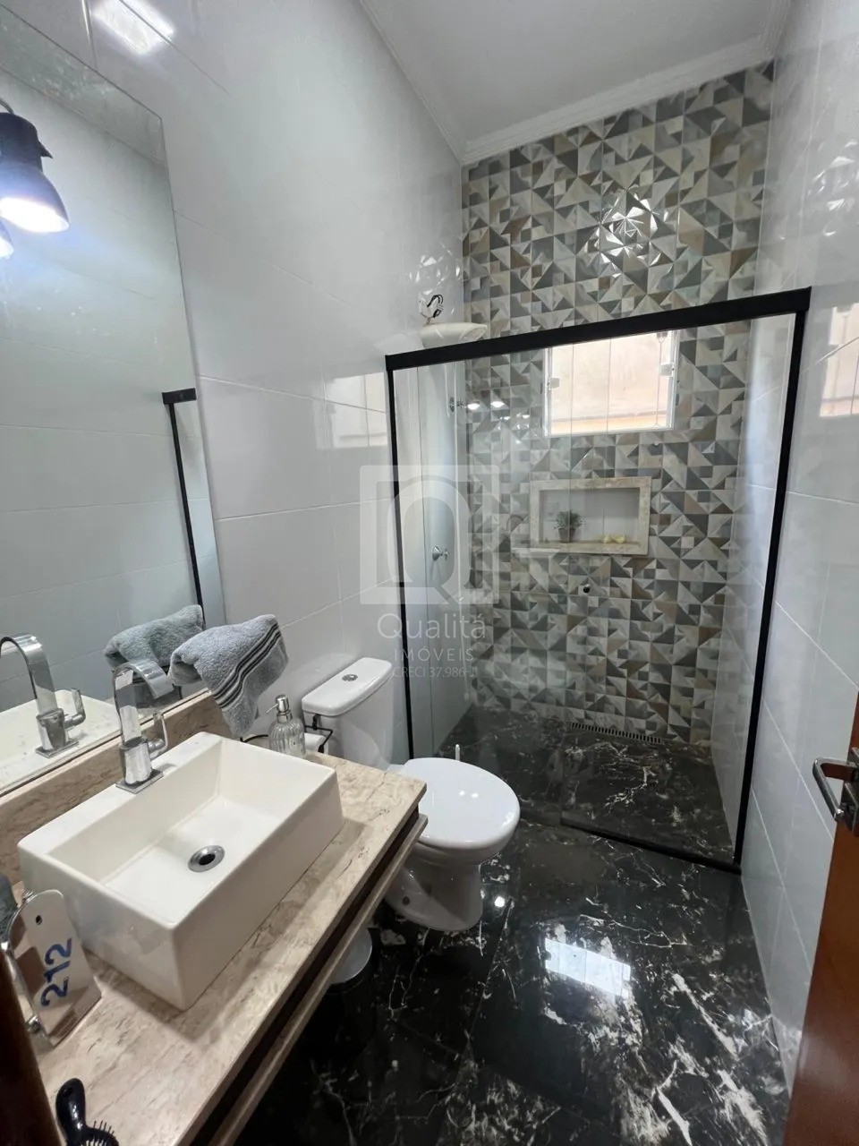 Casa de Condomínio à venda com 2 quartos, 200m² - Foto 7