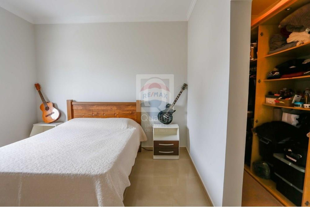 Casa de Condomínio à venda com 4 quartos, 250m² - Foto 22