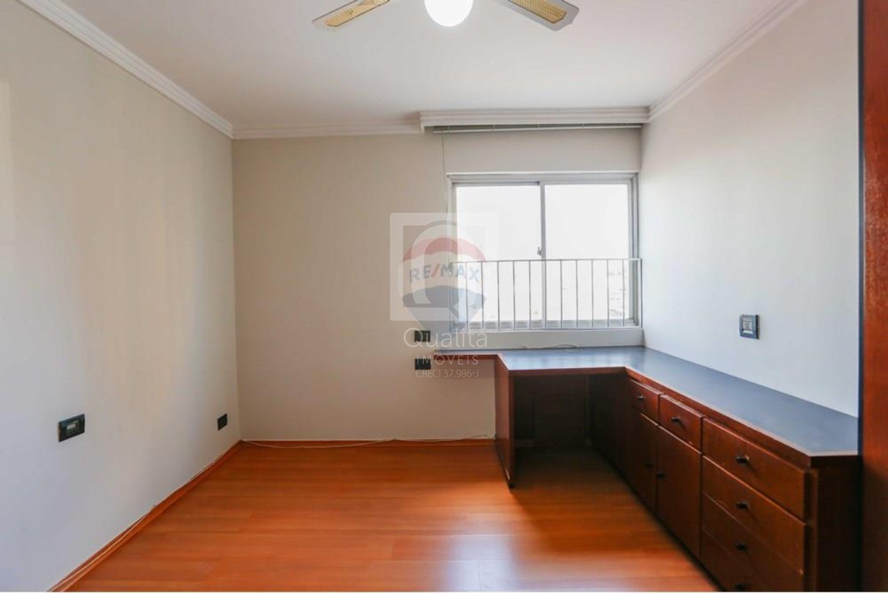 Apartamento à venda com 3 quartos, 146m² - Foto 13
