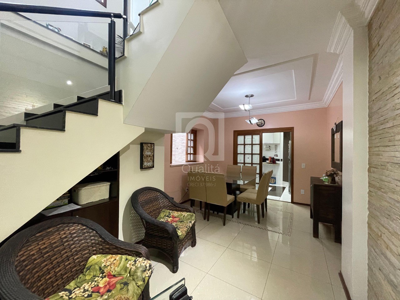 Sobrado à venda com 3 quartos, 173m² - Foto 3