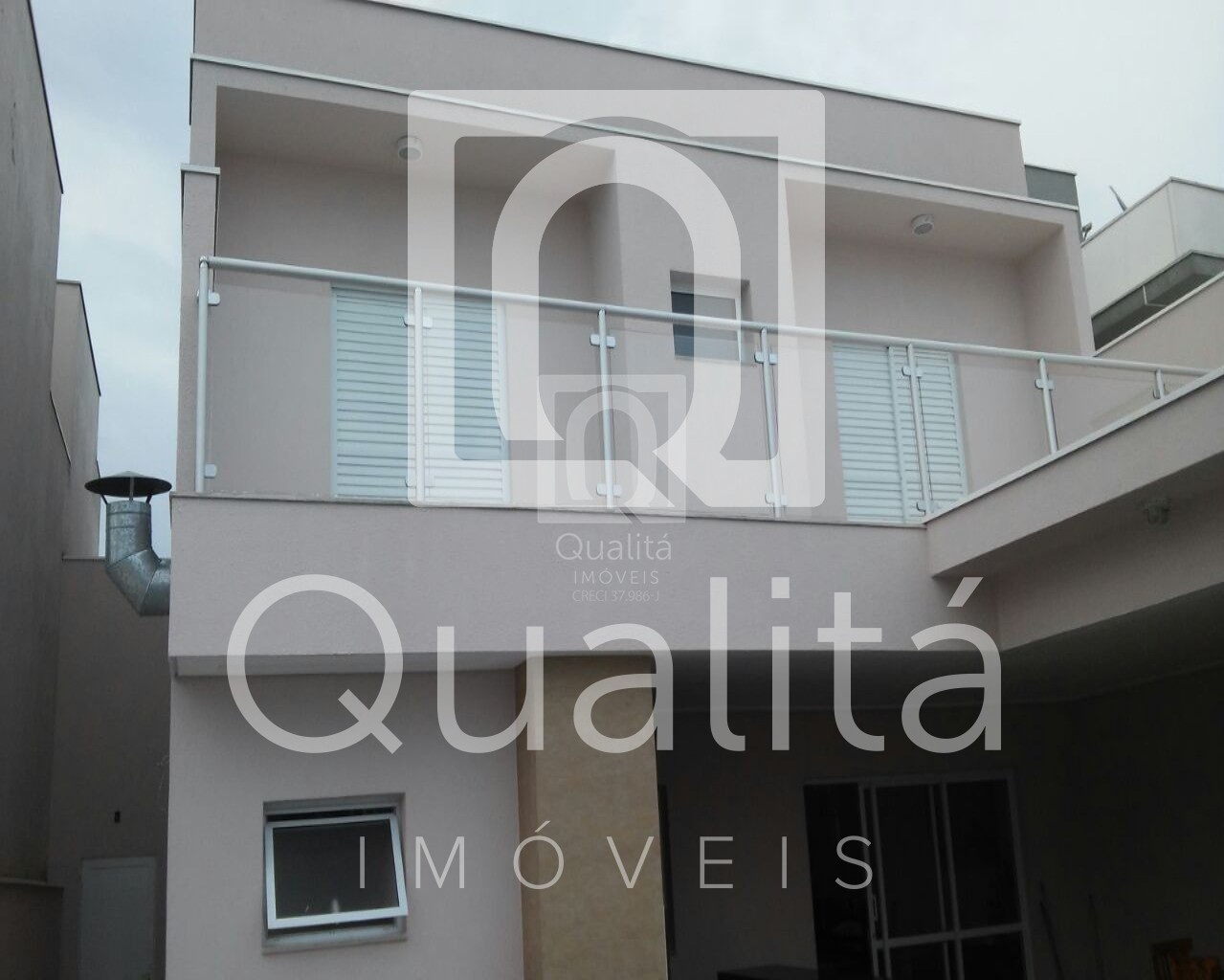 Casa de Condomínio à venda com 4 quartos, 250m² - Foto 3