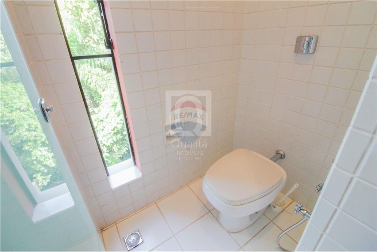 Casa de Condomínio à venda com 5 quartos, 265m² - Foto 21