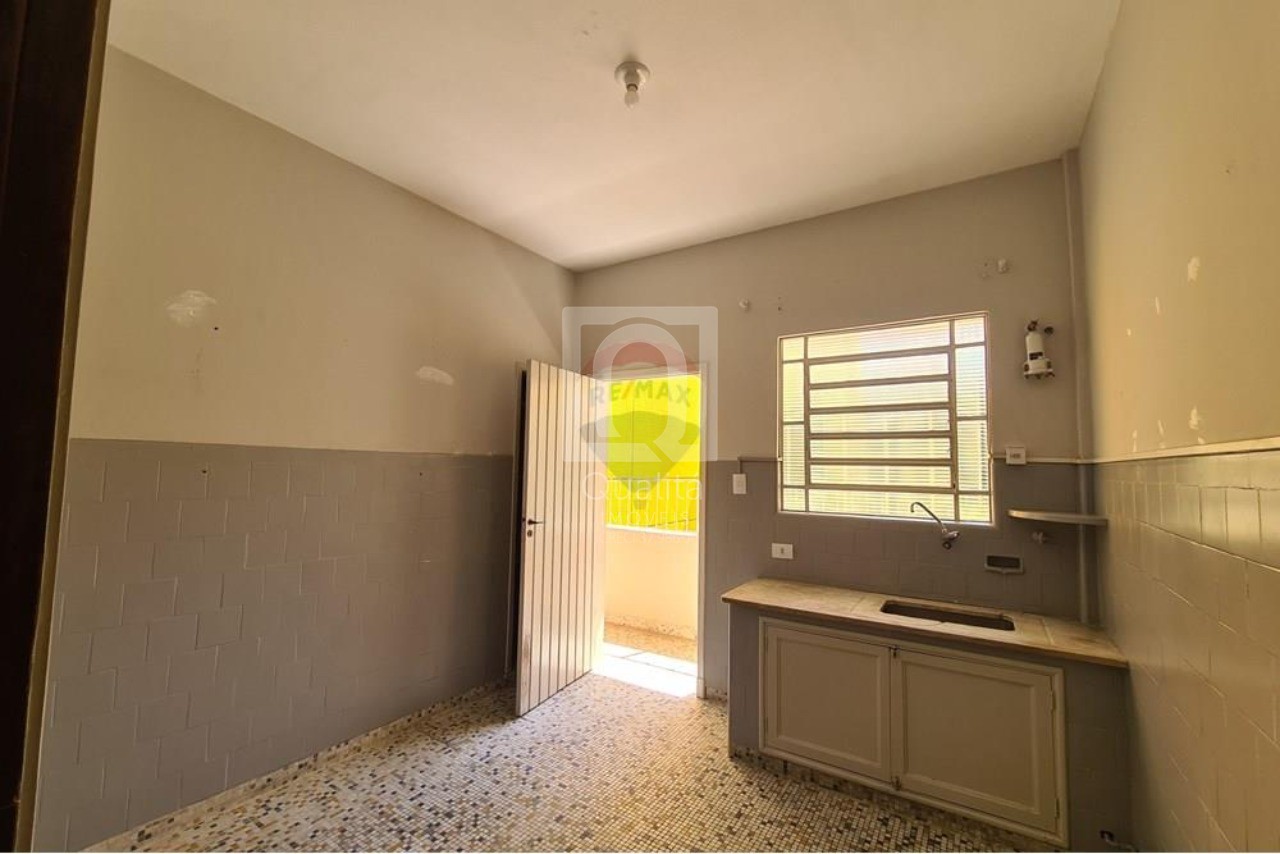 Apartamento à venda com 3 quartos, 119m² - Foto 4