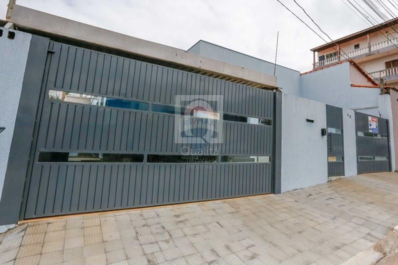 Casa à venda com 3 quartos, 281m² - Foto 2