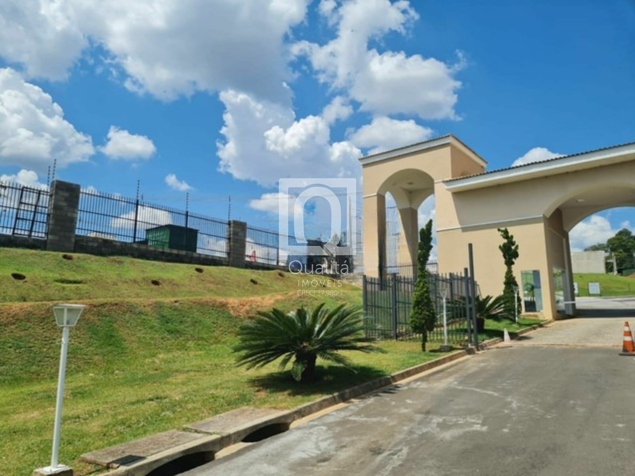 Casa de Condomínio à venda com 3 quartos, 405m² - Foto 28