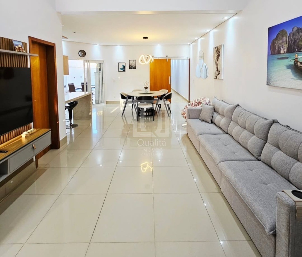 Casa de Condomínio à venda com 3 quartos, 300m² - Foto 1