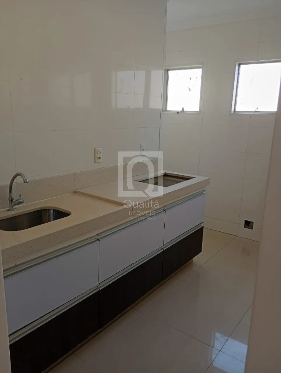Apartamento à venda com 2 quartos, 51m² - Foto 3