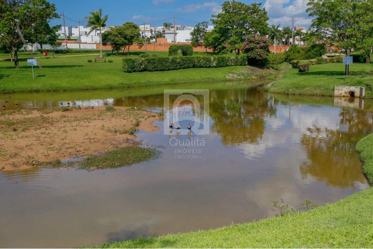 Casa de Condomínio à venda com 4 quartos, 250m² - Foto 43