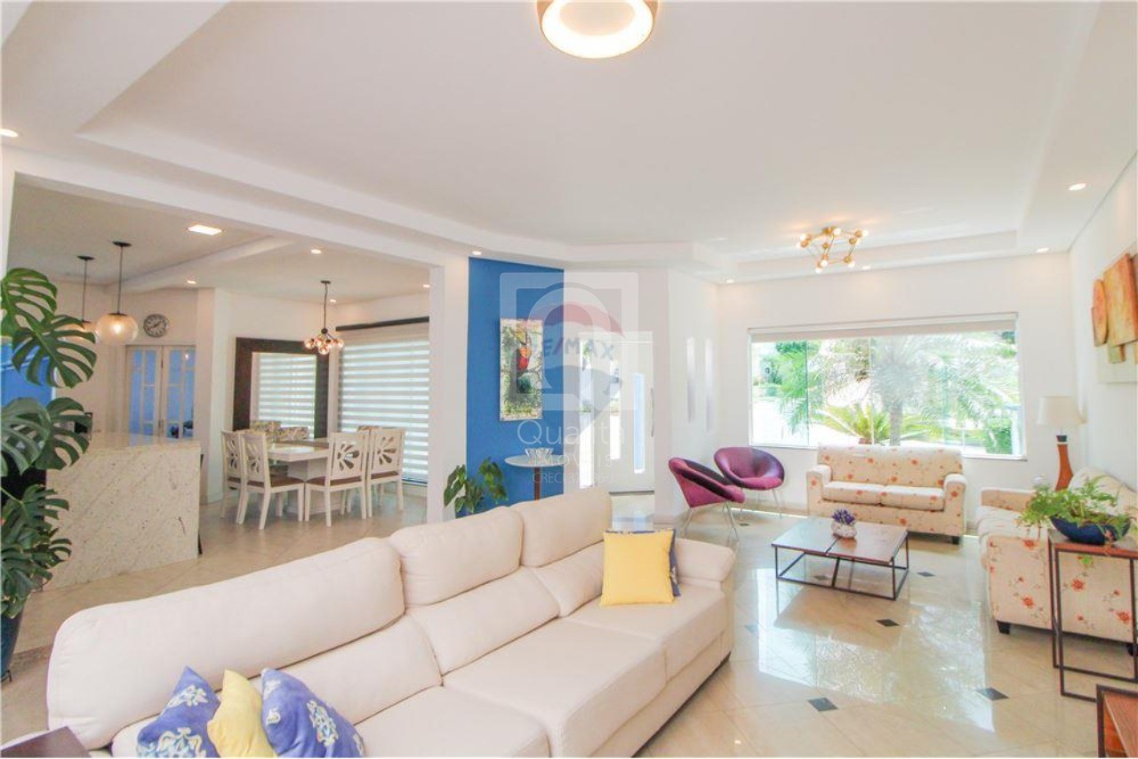 Casa de Condomínio à venda com 3 quartos, 360m² - Foto 9